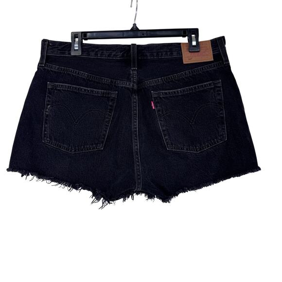 Levi’s Black High Rise Distressed 5 pockets raw hem Denim Shorts W31 - Picture 4 of 6